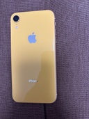 iPhone iPhoneXR 128GB au（スマホ）の商品画像 - 査定依頼日：2026年7月31日 - 最高査定価格：10,500円