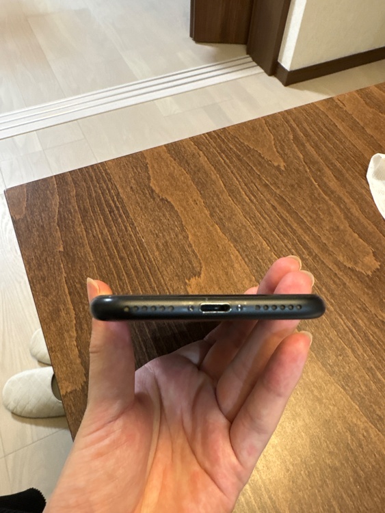 iPhone7（スマホ）の商品画像 - 査定依頼日：2026年7月24日 - 最高査定価格：1,500円