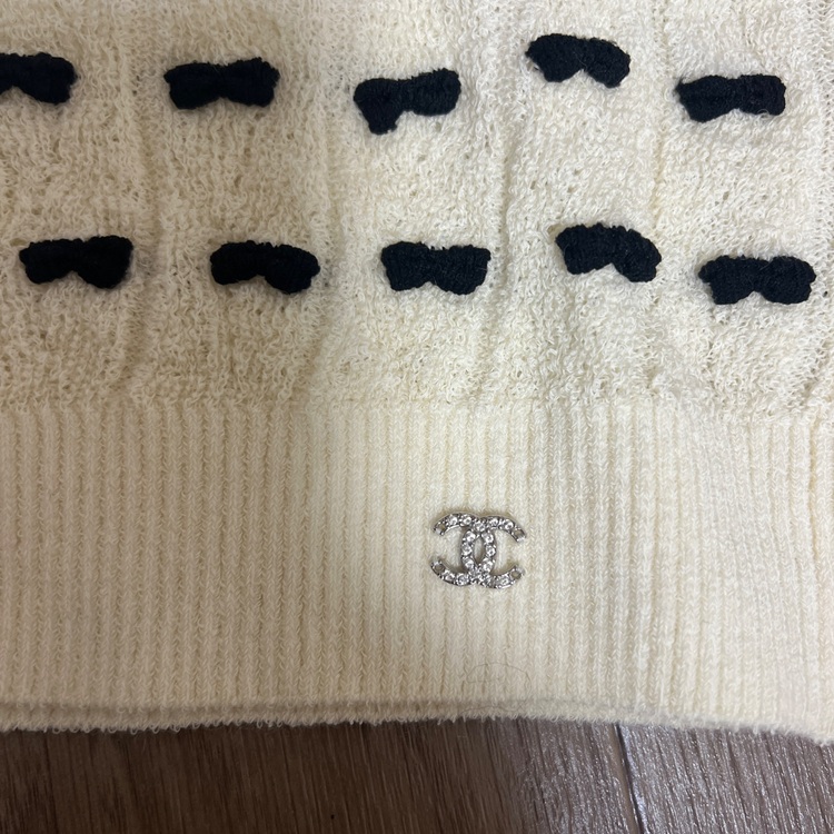 GU6238U2（古着・ファッション）の商品画像 - 査定依頼日：2025年10月28日 - 最高査定価格：50,000円