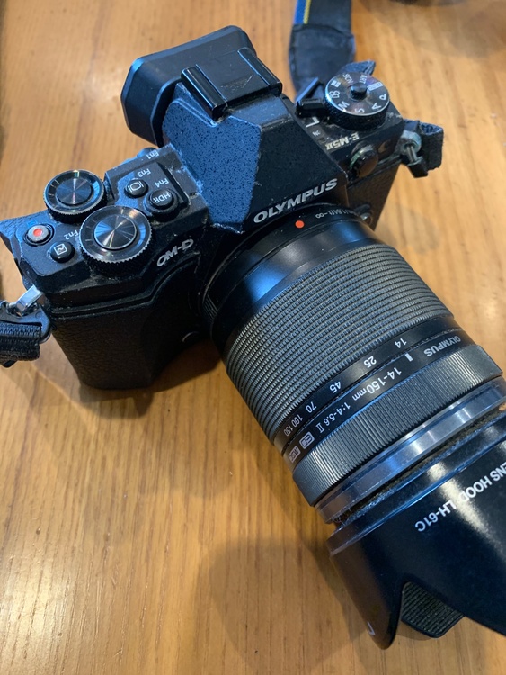 OM-D（カメラ）の商品画像 - 査定依頼日：2026年2月11日 - 最高査定価格：5,000円