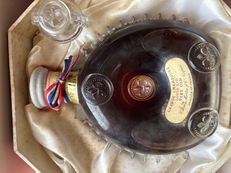 ブランデー レミーマルタン （お酒）の商品画像 - 査定依頼日：2025年8月25日 - 最高査定価格：110,000円