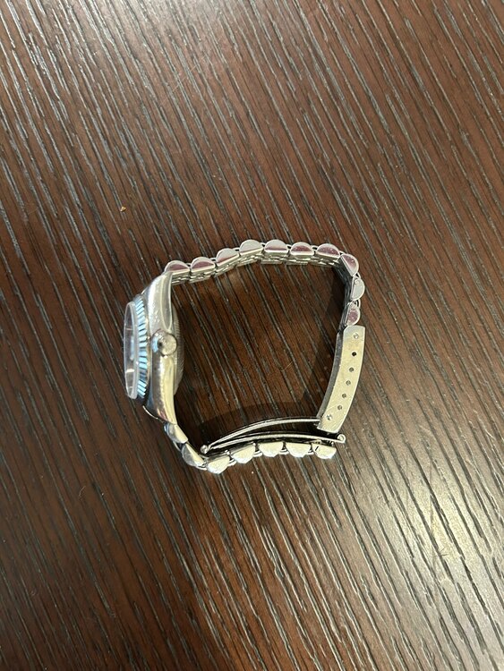 ロレックス デイトジャスト Ｆ68731（高級時計）の商品画像 - 査定依頼日：2025年5月10日 - 最高査定価格：650,000円