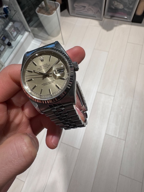 ロレックス デイトナ 1623（高級時計）の商品画像 - 査定依頼日：2026年2月2日 - 最高査定価格：1,050,000円