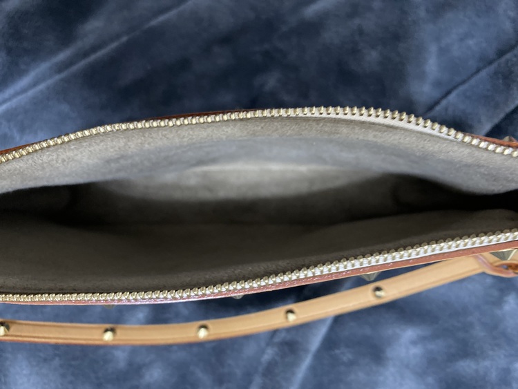 マルチカラー（ブランドバッグ）の商品画像 - 査定依頼日：2021年9月24日 - 最高査定価格：120,000円