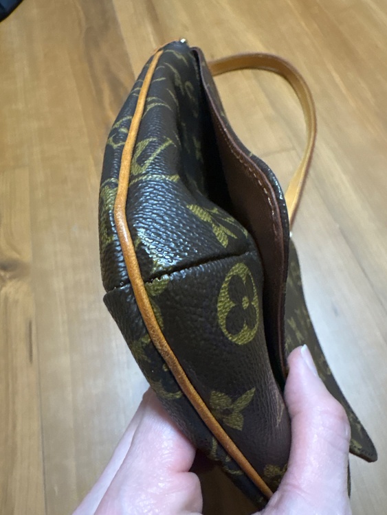 ルイヴィトン モノグラム （ブランドバッグ）の商品画像 - 査定依頼日：2026年3月10日 - 最高査定価格：85,000円