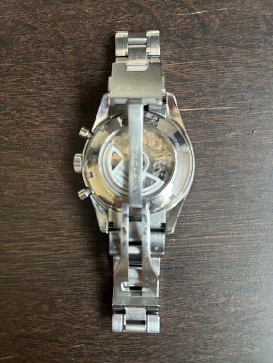 タグホイヤー カレラ  CV201D.BA0786（高級時計）の商品画像 - 査定依頼日：2025年5月20日 - 最高査定価格：165,000円