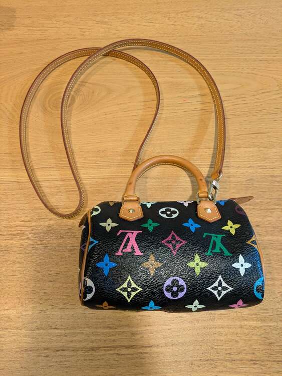 ルイヴィトン マルチカラー （ブランドバッグ）の商品画像 - 査定依頼日：2025年5月5日 - 最高査定価格：250,000円