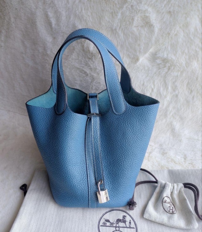 エルメス ピコタン （ブランドバッグ）の商品画像 - 査定依頼日：2025年10月4日 - 最高査定価格：400,000円