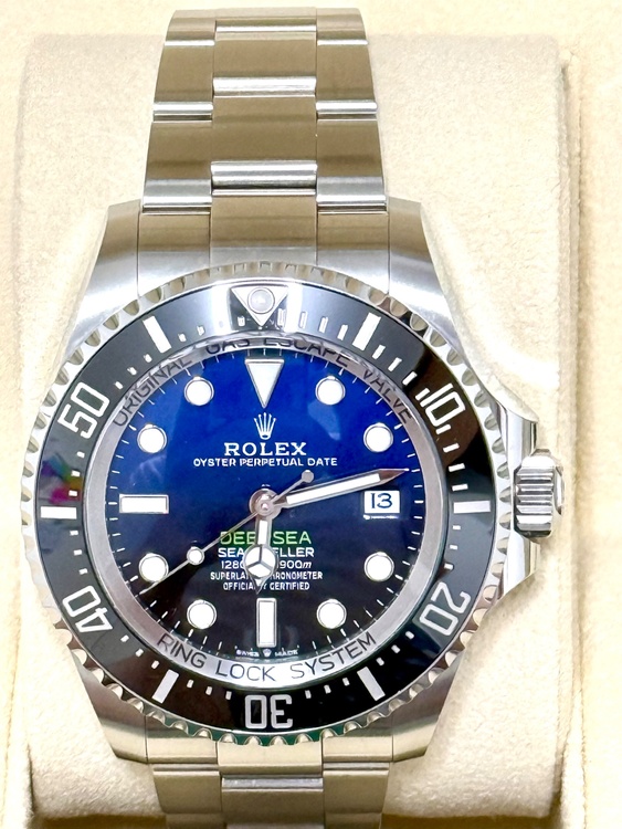 ロレックス シードゥエラー 136660（高級時計）の商品画像 - 査定依頼日：2026年3月14日 - 最高査定価格：2,280,000円