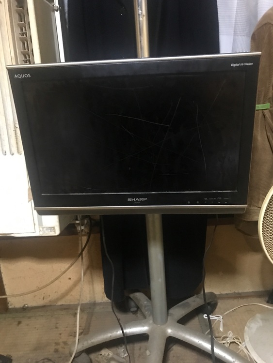 シャープ　AQUOS（家電）の商品画像 - 査定依頼日：2025年10月26日 - 最高査定価格：700円