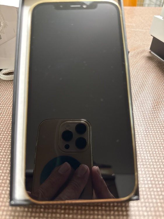 iPhone 12pro256Ｇ（スマホ）の商品画像 - 査定依頼日：2026年6月21日 - 最高査定価格：36,000円