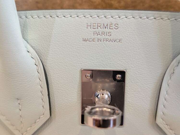 バーキン25 ヴェールペパーミント（ブランドバッグ）の商品画像 - 査定依頼日：2025年4月24日 - 最高査定価格：2,600,000円