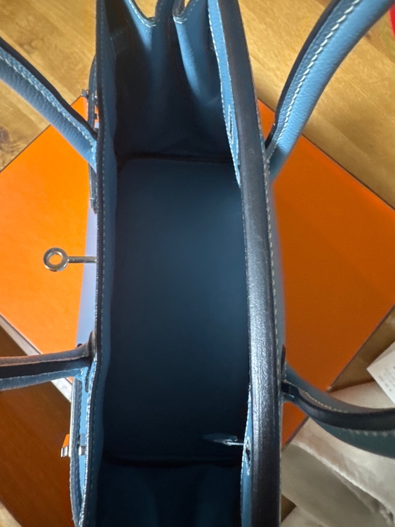 エルメス バーキン （ブランドバッグ）の商品画像 - 査定依頼日：2026年2月2日 - 最高査定価格：2,000,000円