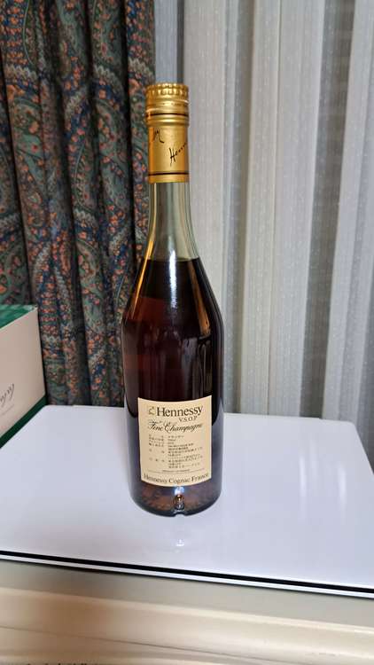 ヘネシー VSOP ブランデー（お酒）の商品画像 - 査定依頼日：2023年9月4日 - 最高査定価格：4,000円