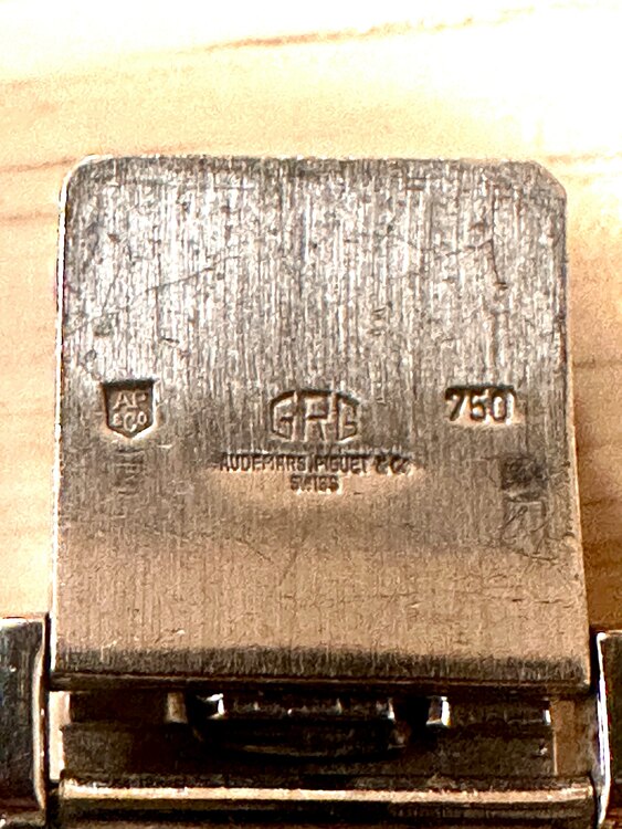 オーデマピゲ その他 5043b（高級時計）の商品画像 - 査定依頼日：2025年4月9日 - 最高査定価格：3,500,000円