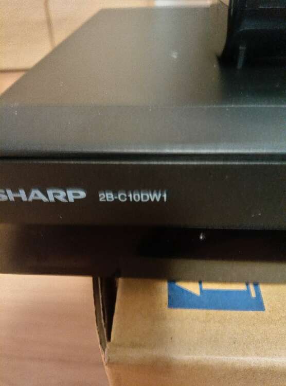 シャープブルーレイレコーダー2b-c10dw1（家電）の商品画像 - 査定依頼日：2025年4月20日 - 最高査定価格：8,000円