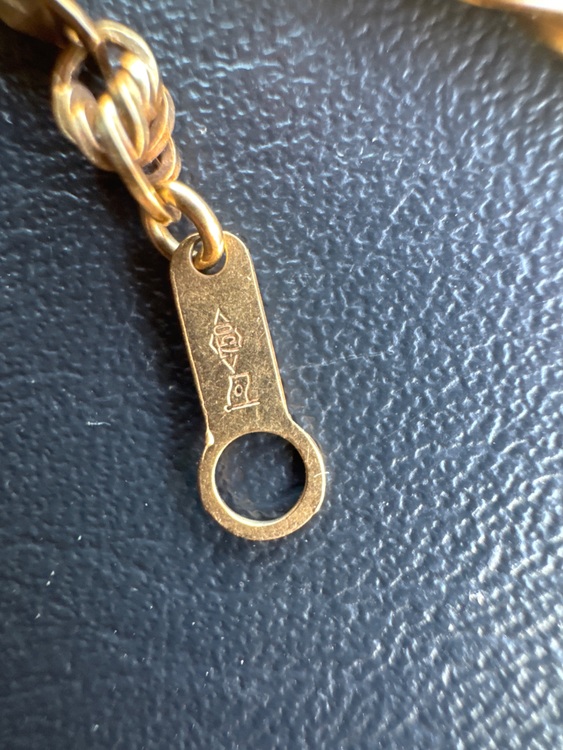 ネックレス（金・貴金属）の商品画像 - 査定依頼日：2025年11月22日 - 最高査定価格：300,000円