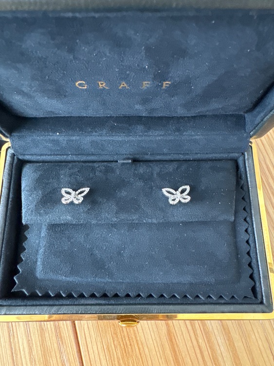 graff  WG プチダイヤモンドバタフライモチーフピアス（宝石）の商品画像 - 査定依頼日：2025年7月20日 - 最高査定価格：450,000円