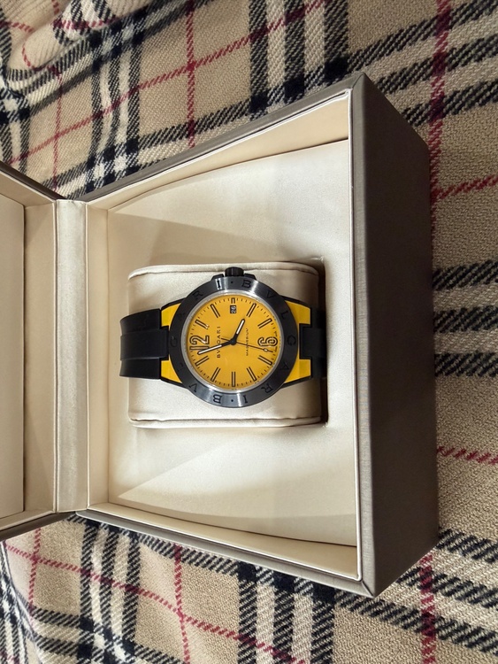 ブルガリ ディアゴノ （高級時計）の商品画像 - 査定依頼日：2026年2月28日 - 最高査定価格：280,000円