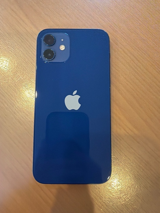 iPhone 12 128GB SIMフリー（スマホ）の商品画像 - 査定依頼日：2026年5月2日 - 最高査定価格：100,000円
