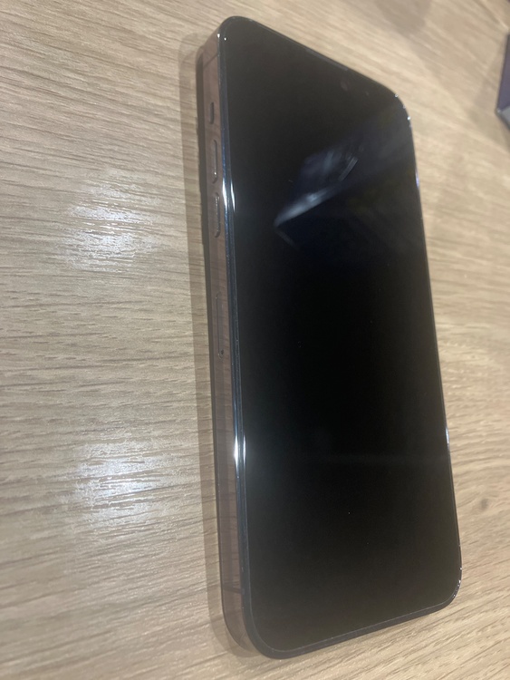 iPhone iPhone 14 Pro Max 256GB au（スマホ）の商品画像 - 査定依頼日：2026年9月23日 - 最高査定価格：86,000円