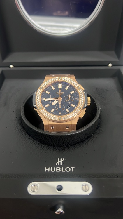 ウブロ ビックバン （高級時計）の商品画像 - 査定依頼日：2026年3月7日 - 最高査定価格：2,100,000円