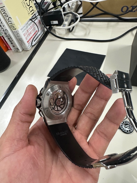 ウブロ ビックバン 301.SX.130.RX.11（高級時計）の商品画像 - 査定依頼日：2025年6月25日 - 最高査定価格：850,000円