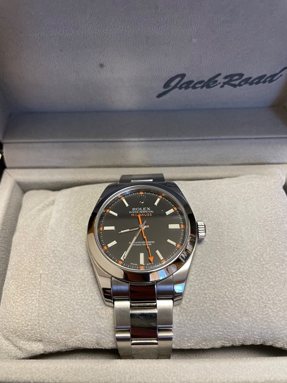 ロレックス ミルガウス （高級時計）の商品画像 - 査定依頼日：2025年6月27日 - 最高査定価格：1,185,000円