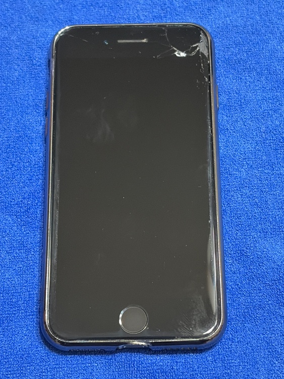 iPhone SE (第 2 世代) 128GB SIMフリー（スマホ）の商品画像 - 査定依頼日：2026年1月25日 - 最高査定価格：12,000円