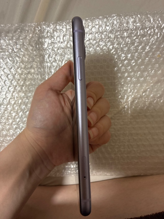 iPhone iPhone11 64GB SIMフリー（スマホ）の商品画像 - 査定依頼日：2026年5月28日 - 最高査定価格：13,000円