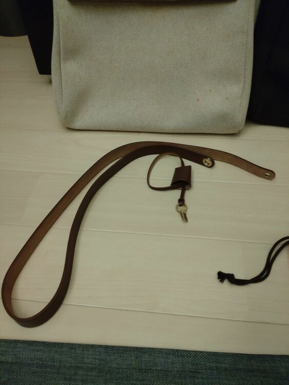 エールバッグ（ブランドバッグ）の商品画像 - 査定依頼日：2025年9月28日 - 最高査定価格：80,000円