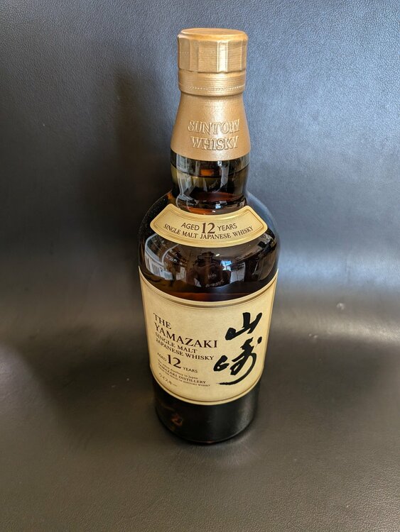 ウイスキー サントリー山崎（お酒）の商品画像 - 査定依頼日：2026年9月22日 - 最高査定価格：620,000円