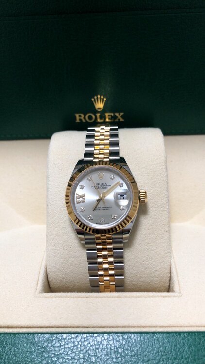 ロレックス デイトナ （高級時計）の商品画像 - 査定依頼日：2025年3月18日 - 最高査定価格：1,830,000円