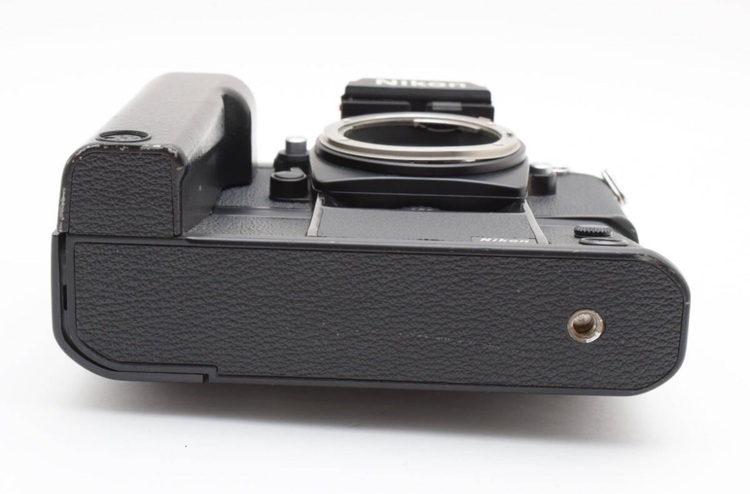【動作良好品★】ニコン F3 Nikon F3 アイレベル + MD-4 #M1（カメラ）の商品画像 - 査定依頼日：2025年8月31日 - 最高査定価格：40,000円