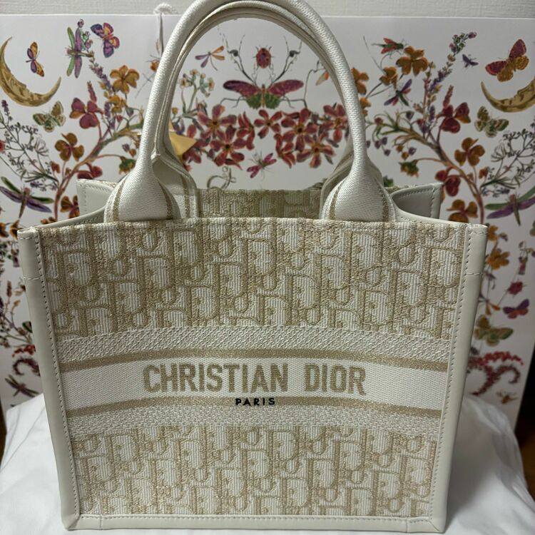 ディオール  （ブランドバッグ）の商品画像 - 査定依頼日：2025年7月19日 - 最高査定価格：120,000円