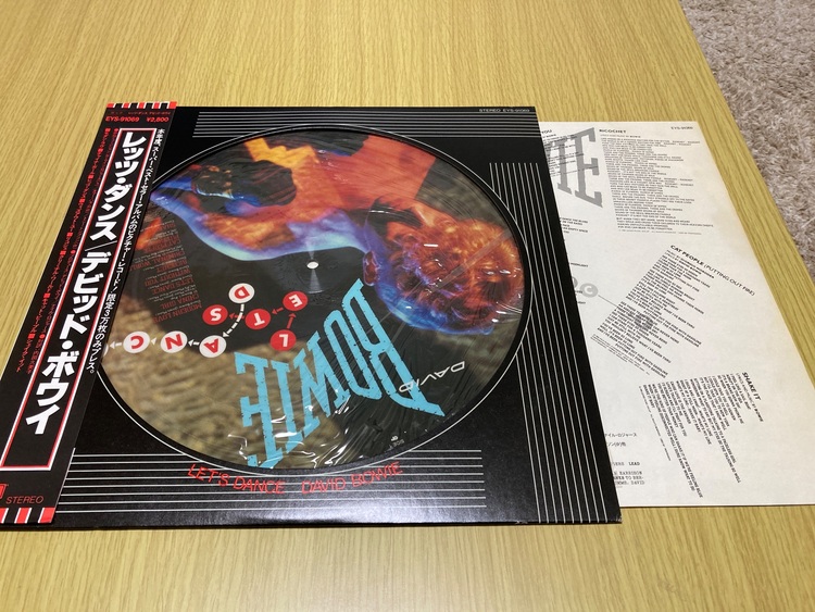 レッツダンス/デビットボウイ（レコード）の商品画像 - 査定依頼日：2025年10月28日 - 最高査定価格：100,000円