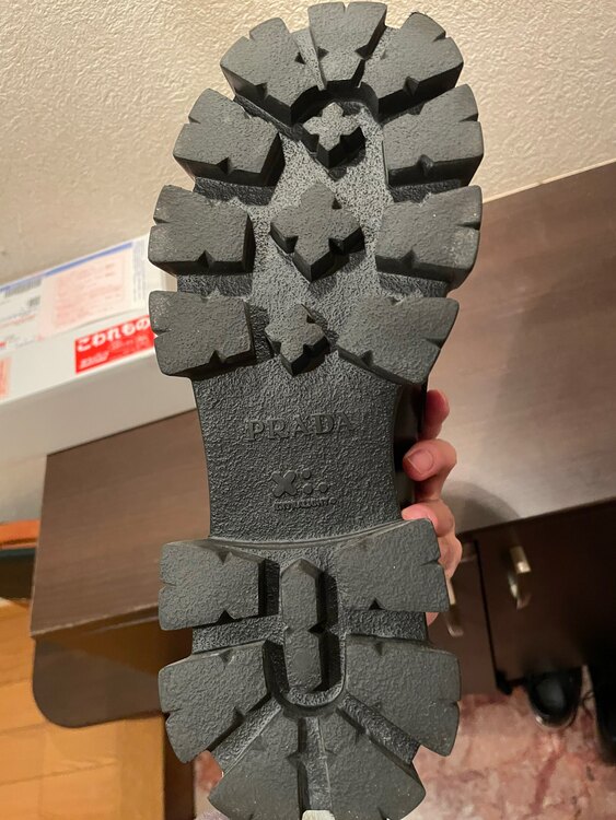 商品品番: 2DE129_B4L_F0002（古着・ファッション）の商品画像 - 査定依頼日：2025年2月15日 - 最高査定価格：26,000円