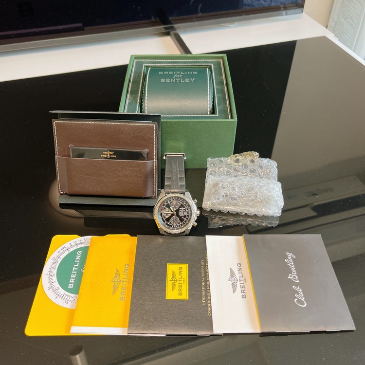 ブライトリング その他 （高級時計）の商品画像 - 査定依頼日：2025年7月18日 - 最高査定価格：400,000円