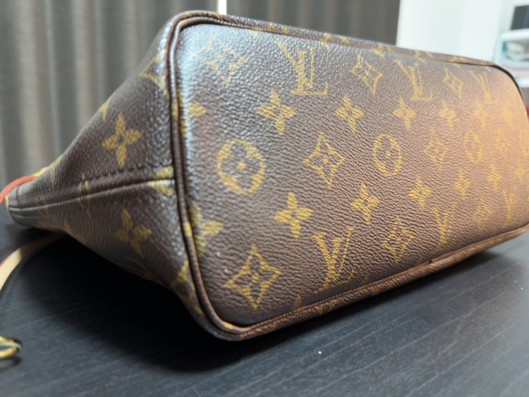 ルイ・ヴィトン ネヴァーフル PM モノグラム（ブランドバッグ）の商品画像 - 査定依頼日：2025年9月13日 - 最高査定価格：230,000円