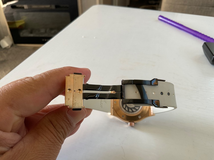 ウブロ クラシックフュージョン 101552（高級時計）の商品画像 - 査定依頼日：2025年10月14日 - 最高査定価格：1,330,000円