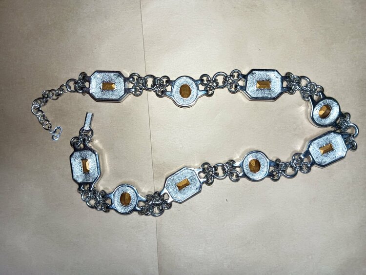 ChristianDior　germany　ネックレス（宝石）の商品画像 - 査定依頼日：2026年5月16日 - 最高査定価格：15,000円