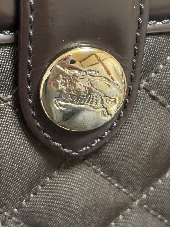 その他 バーバリー （ブランドバッグ）の商品画像 - 査定依頼日：2025年9月27日 - 最高査定価格：3,000円