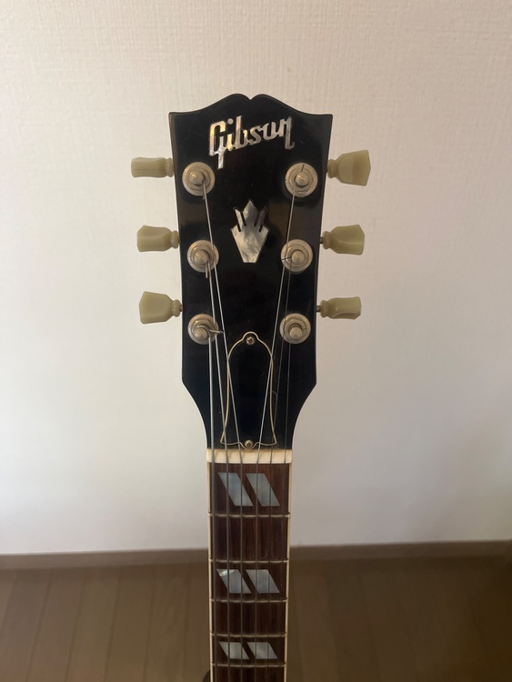 es175（ピアノ・楽器・PA機材）の商品画像 - 査定依頼日：2026年5月19日 - 最高査定価格：200,000円