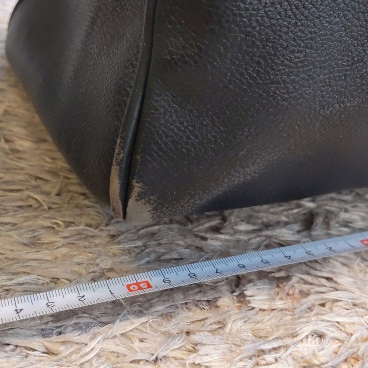 dunhill　ボストンバッグ（ブランド財布・小物）の商品画像 - 査定依頼日：2021年9月26日 - 最高査定価格：3,000円