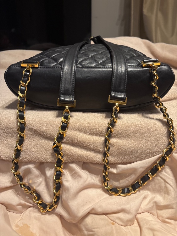 リュック（ブランドバッグ）の商品画像 - 査定依頼日：2026年2月13日 - 最高査定価格：250,000円