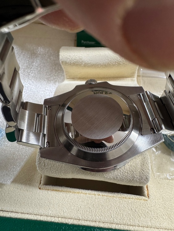 ロレックス サブマリーナー 116610Lu（高級時計）の商品画像 - 査定依頼日：2026年2月3日 - 最高査定価格：3,100,000円