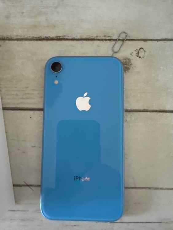 iPhone iPhoneXR 128GB SIMフリー（スマホ）の商品画像 - 査定依頼日：2026年7月26日 - 最高査定価格：10,000円