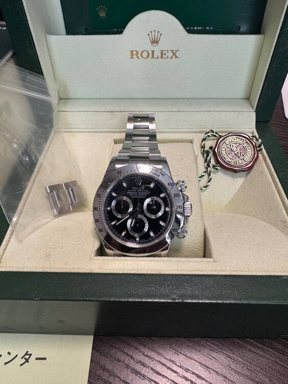 ロレックス デイトナ 116520  ＢＫ　Ｖ88934（高級時計）の商品画像 - 査定依頼日：2025年5月12日 - 最高査定価格：2,800,000円