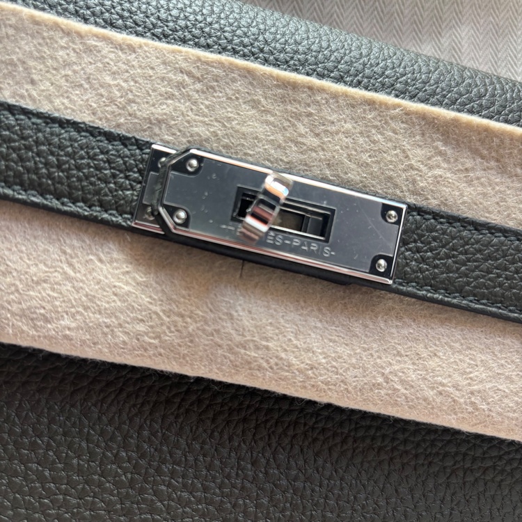 デペッシュ25（ブランドバッグ）の商品画像 - 査定依頼日：2026年2月23日 - 最高査定価格：800,000円