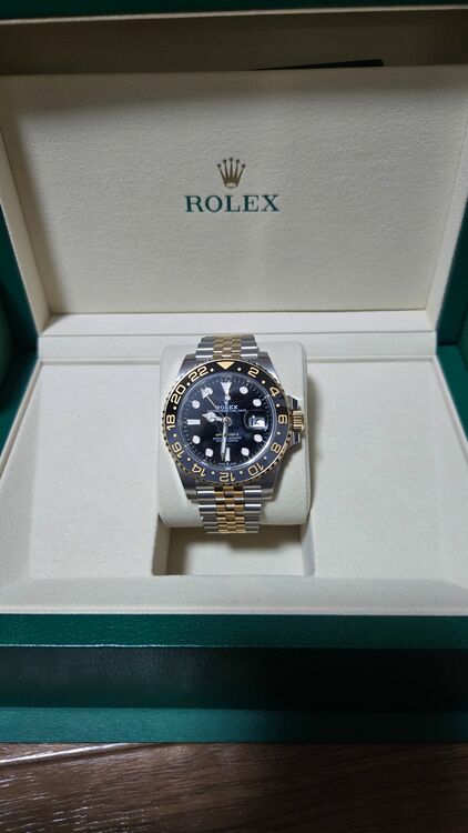 ロレックス GMTマスター （高級時計）の商品画像 - 査定依頼日：2025年11月17日 - 最高査定価格：3,370,000円